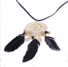 Retro Exquisite Indian Feather Leaf Hollow Lace Circle Dream Catcher Bohemia Lady Dress Sweater Necklace J4U66