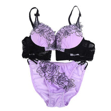 Sexy Women Push Up Bra and Panty Sets Underwear Embroidery Lace Underwire Lingerie 2 Colors J4U66