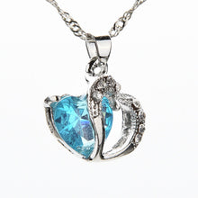 Valentine's Day Gift Silver Plated Pendant Crystal Heart Necklace Charming Precious Heart Necklace of Lovers J4U66