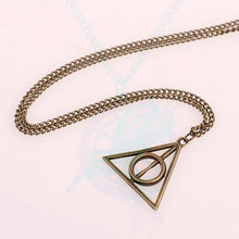 Women Classic Chain Necklace Metal Gift Pendants Necklaces Triangle Statement Jewelry  J4U66