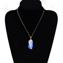 Women Jewelry Party Irregular Natural Crystal Quartz Stone Pendant Necklace J4U66